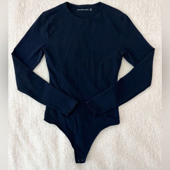 Abercrombie & Fitch Long Sleeve Seamless Crew Bodysuit - Picture 5 of 12